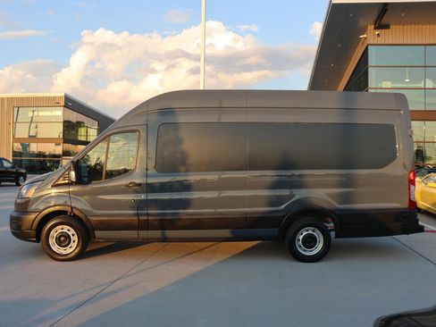 Used 2020 Ford Transit 250 148 High Roof Extended image 2