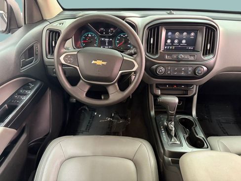 Used 2020 Chevrolet Colorado W/T w/ WT Convenience Package image 4
