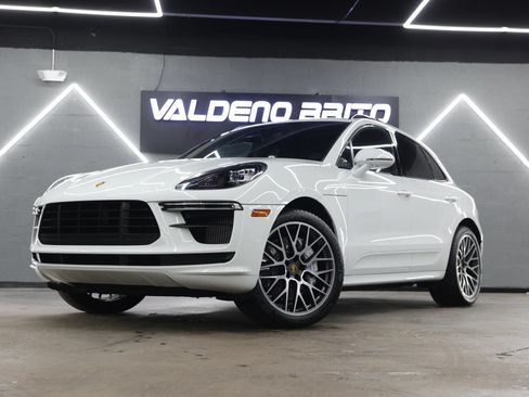 Used 2020 Porsche Macan Turbo AWD/4WD image 2