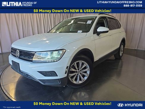 Used 2018 Volkswagen Tiguan SE w/ Panoramic Sunroof Package FWD image 1