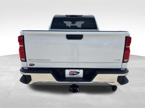 Certified 2025 Chevrolet Silverado 2500 LTZ w/ LTZ Convenience Package AWD/4WD image 4