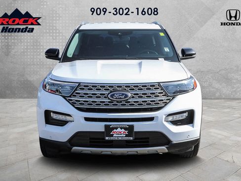 Used 2022 Ford Explorer Limited w/ Equipment Group 301A AWD/4WD image 2