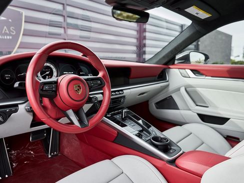 Used 2024 Porsche 911 Turbo S image 2