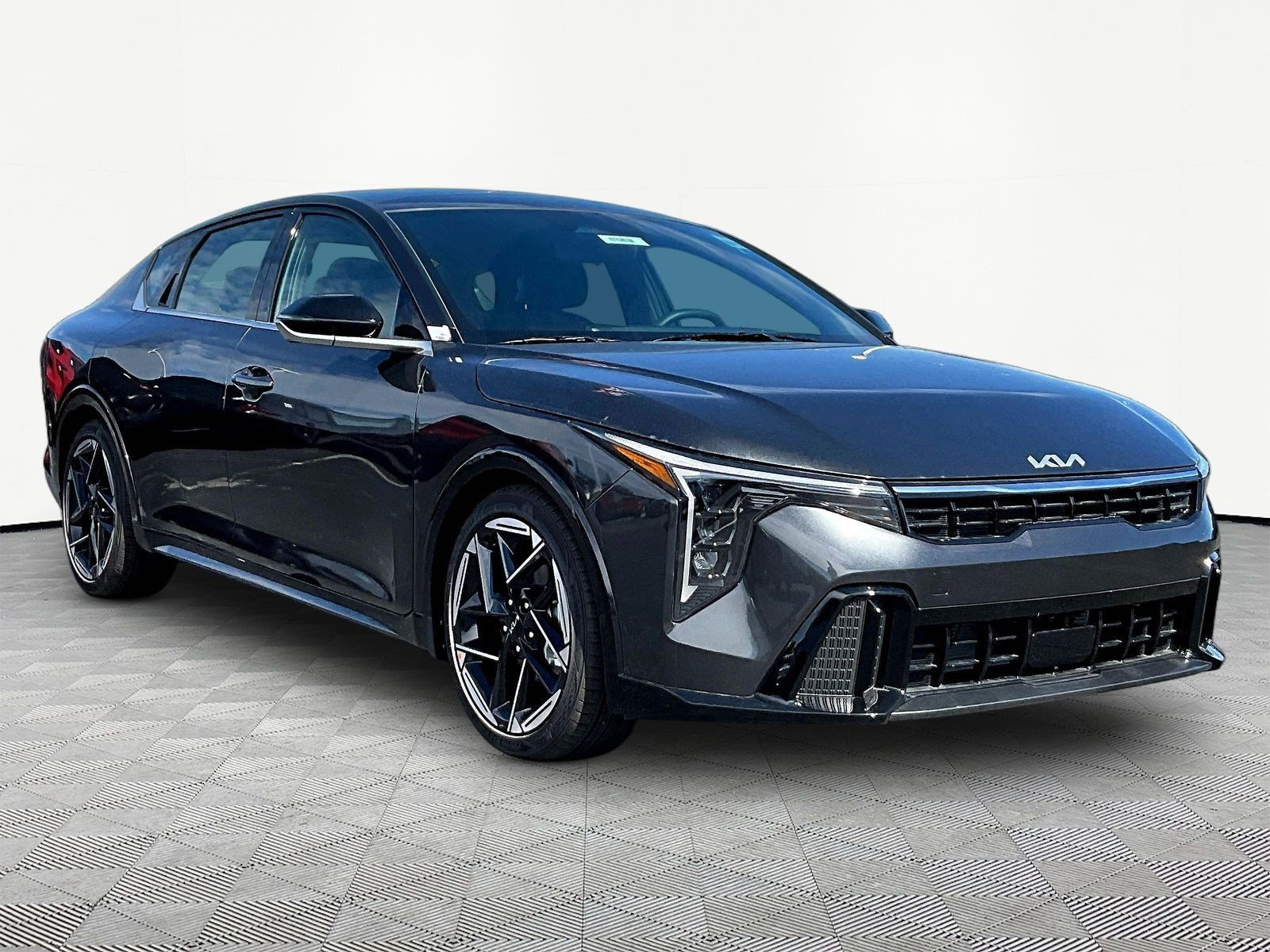 New 2026 Kia K4 GT-Line FWD image 3