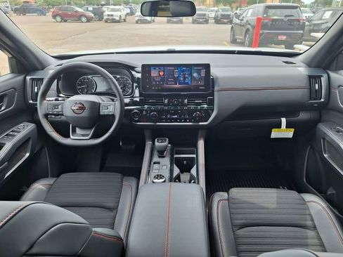 New 2026 Nissan Pathfinder Rock Creek AWD/4WD image 13