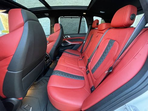 Used 2021 BMW X5 M w/ Competition Package AWD/4WD image 27