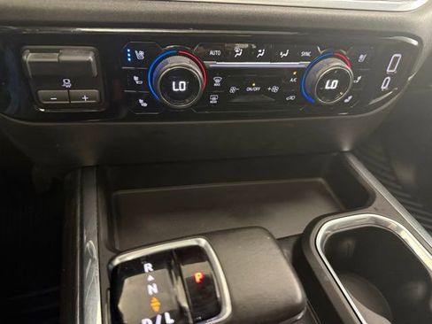 Used 2022 Chevrolet Silverado 1500 LTZ w/ Technology Package image 24