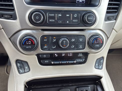 Used 2019 GMC Yukon Denali w/ Denali Ultimate Package RWD image 22