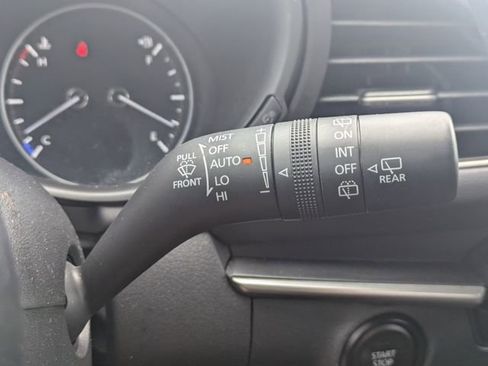 Used 2024 MAZDA MAZDA3 s FWD image 26