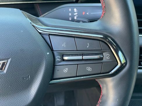 Used 2025 Chevrolet Equinox RS w/ Safety and Technology Package FWD image 17