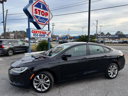 Used 2015 Chrysler 200 S w/ Comfort Group image 1