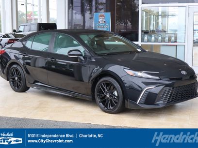 Used 2025 Toyota Camry SE