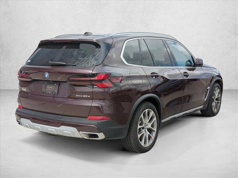 Used 2025 BMW X5 xDrive50e w/ Executive Package AWD/4WD image 5