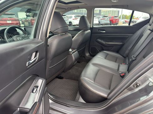 Used 2020 Nissan Altima 2.5 SR w/ Premium Package AWD/4WD image 30