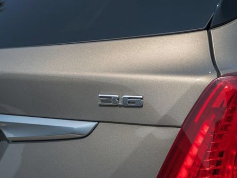 Used 2019 Cadillac XT5 Platinum AWD/4WD image 9