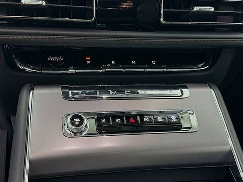 New 2026 Lincoln Aviator 2WD image 17