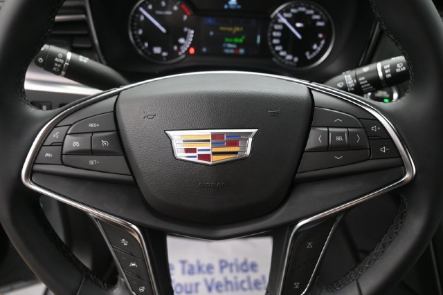 Used 2025 Cadillac XT5 Luxury w/ LPO, Floor Liner Package AWD/4WD image 26