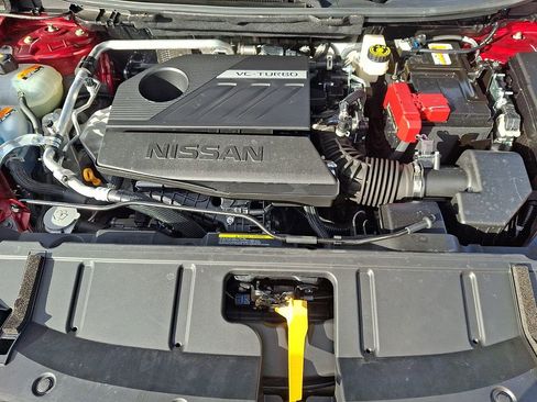 Certified 2024 Nissan Rogue Platinum image 27