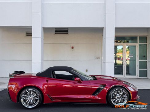 Used 2015 Chevrolet Corvette Z06 w/ 3LZ Preferred Equipment Group image 76