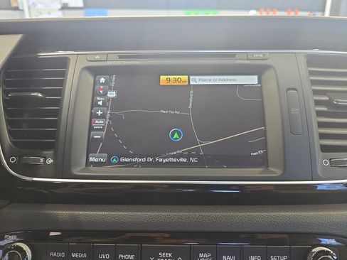 Used 2015 Kia Sedona SX FWD image 24