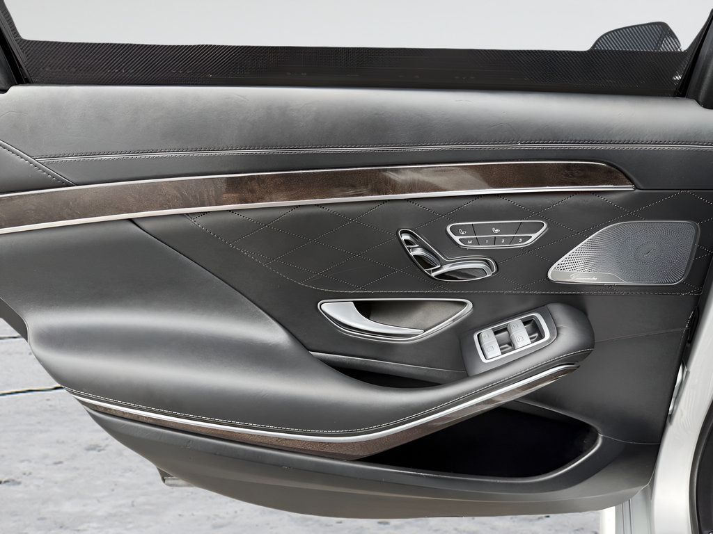 Used 2016 Mercedes-Benz S 63 AMG 4MATIC Sedan image 24