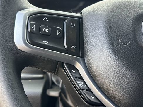 Used 2025 RAM 1500 Big Horn AWD/4WD image 18