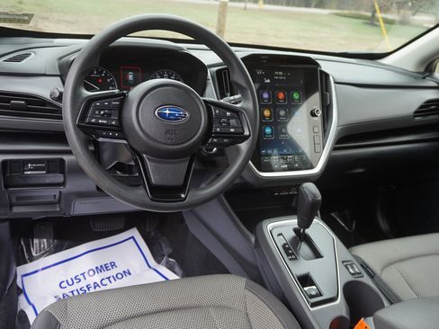 Used 2024 Subaru Crosstrek 2.0i Premium image 16