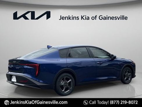 New 2026 Kia K4 FWD image 3