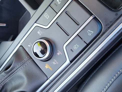 Used 2022 Kia Sorento S AWD/4WD image 15