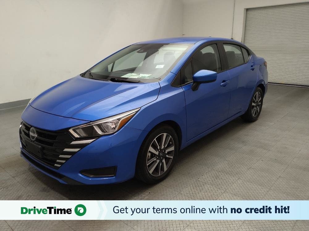 Used 2024 Nissan Versa SV FWD image 1