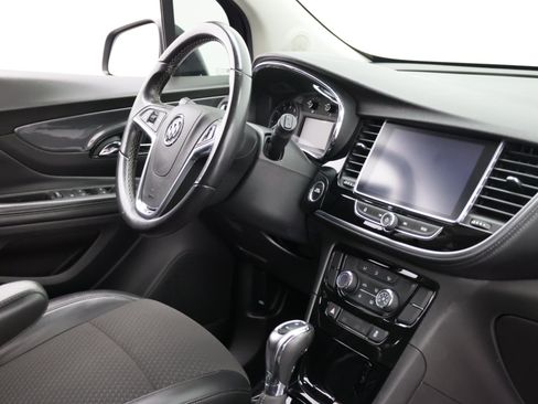 Used 2019 Buick Encore Preferred w/ LPO, Active Package FWD image 32