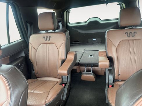 Used 2024 Ford Expedition King Ranch image 13