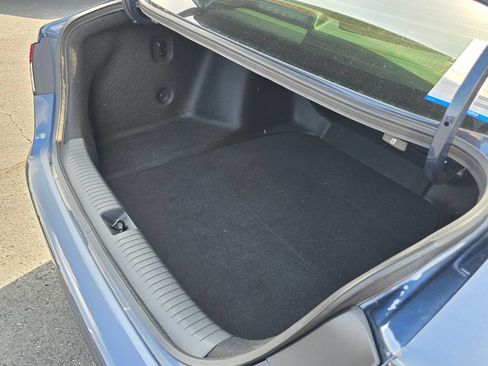 Used 2024 Honda Accord EX image 11