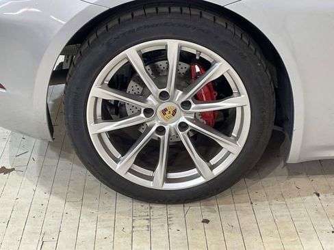 Used 2017 Porsche 718 Boxster S RWD image 13