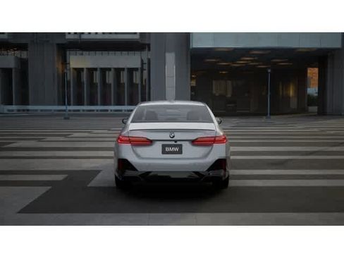 New 2026 BMW 530i w/ M Sport Package RWD image 5