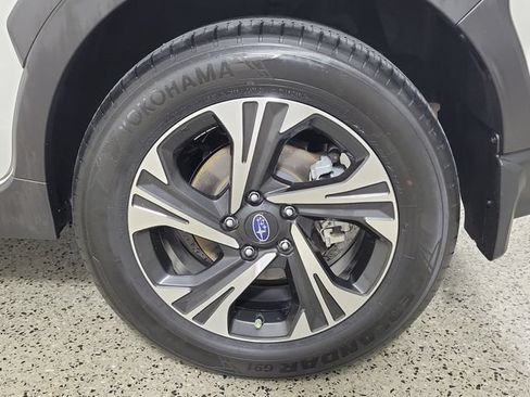 Used 2024 Subaru Crosstrek 2.0i Premium AWD/4WD image 8