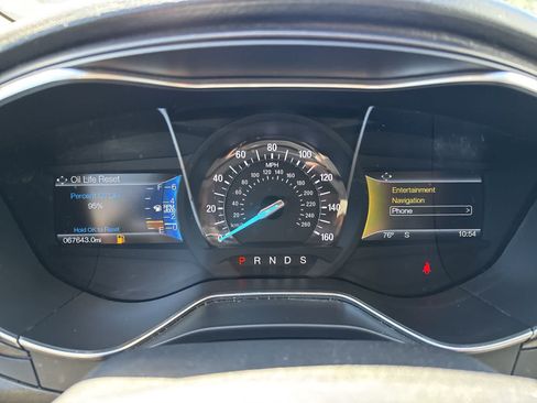 Used 2017 Ford Fusion Titanium FWD image 12