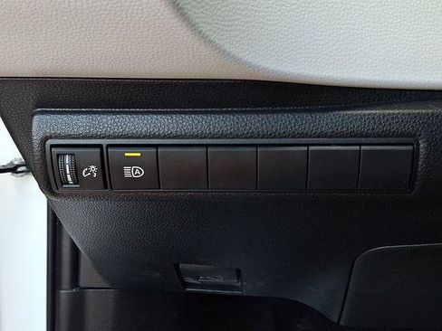 Certified 2024 Toyota Corolla SE FWD image 23