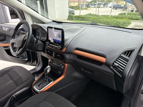 Used 2021 Ford EcoSport SE w/ SE Convenience Package FWD image 32