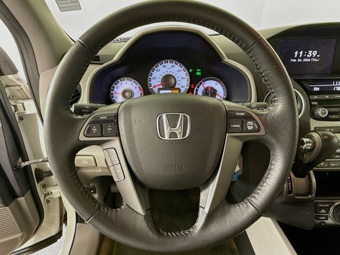 Used 2014 Honda Pilot EX-L image 11