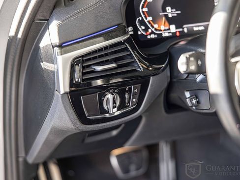 Used 2023 BMW M550i xDrive M550i xDrive w/ Executive Package image 23