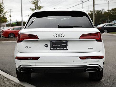 Certified 2024 Audi Q5 2.0T Premium w/ Convenience Package image 10