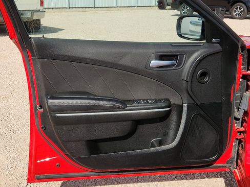 Used 2023 Dodge Charger SXT image 11