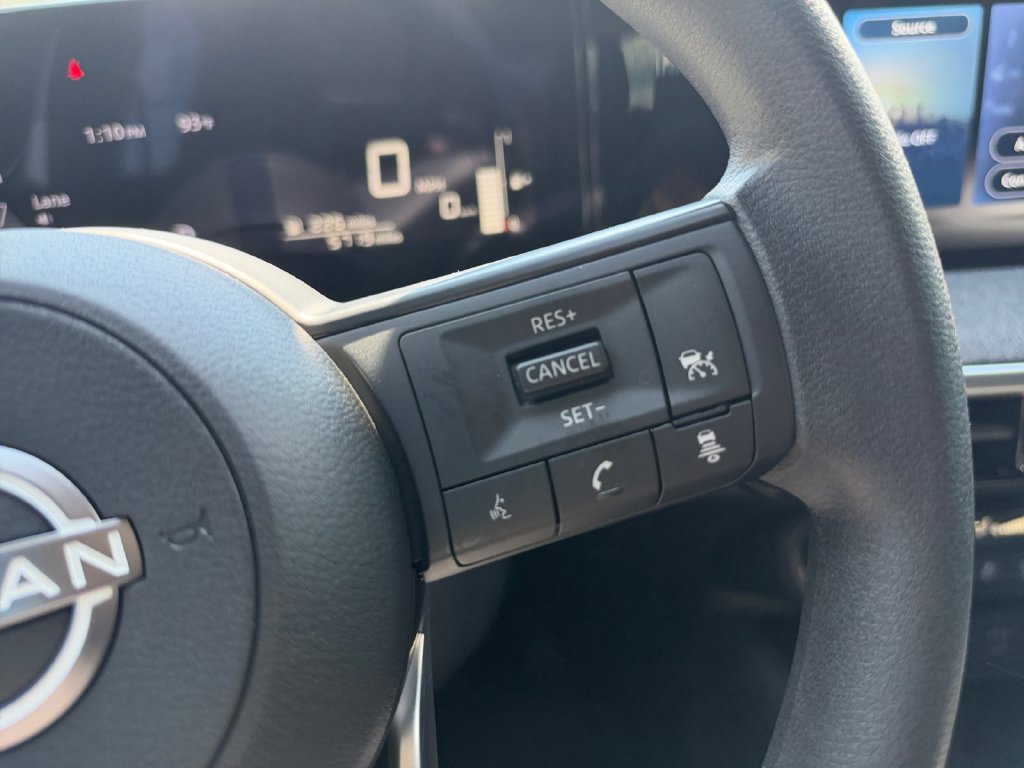 Used 2026 Nissan Kicks SV FWD image 21