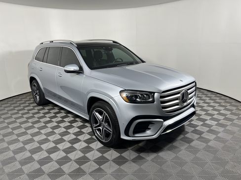 Certified 2025 Mercedes-Benz GLS 450 4MATIC image 7