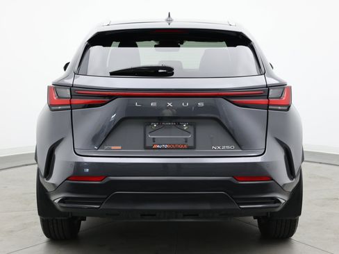 Used 2022 Lexus NX 250 FWD image 6