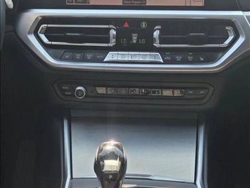 Used 2019 BMW 330i xDrive Sedan w/ Premium Package image 17