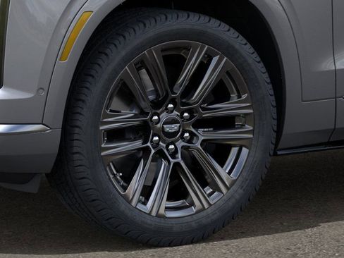 New 2026 Cadillac Vistiq Platinum w/ LPO, Floor Liner Package image 9