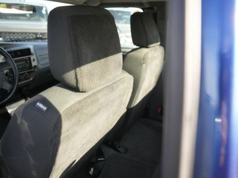 Used 2011 Ford Ranger XLT image 11