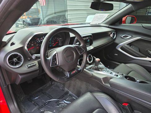 Used 2016 Chevrolet Camaro SS RWD image 56